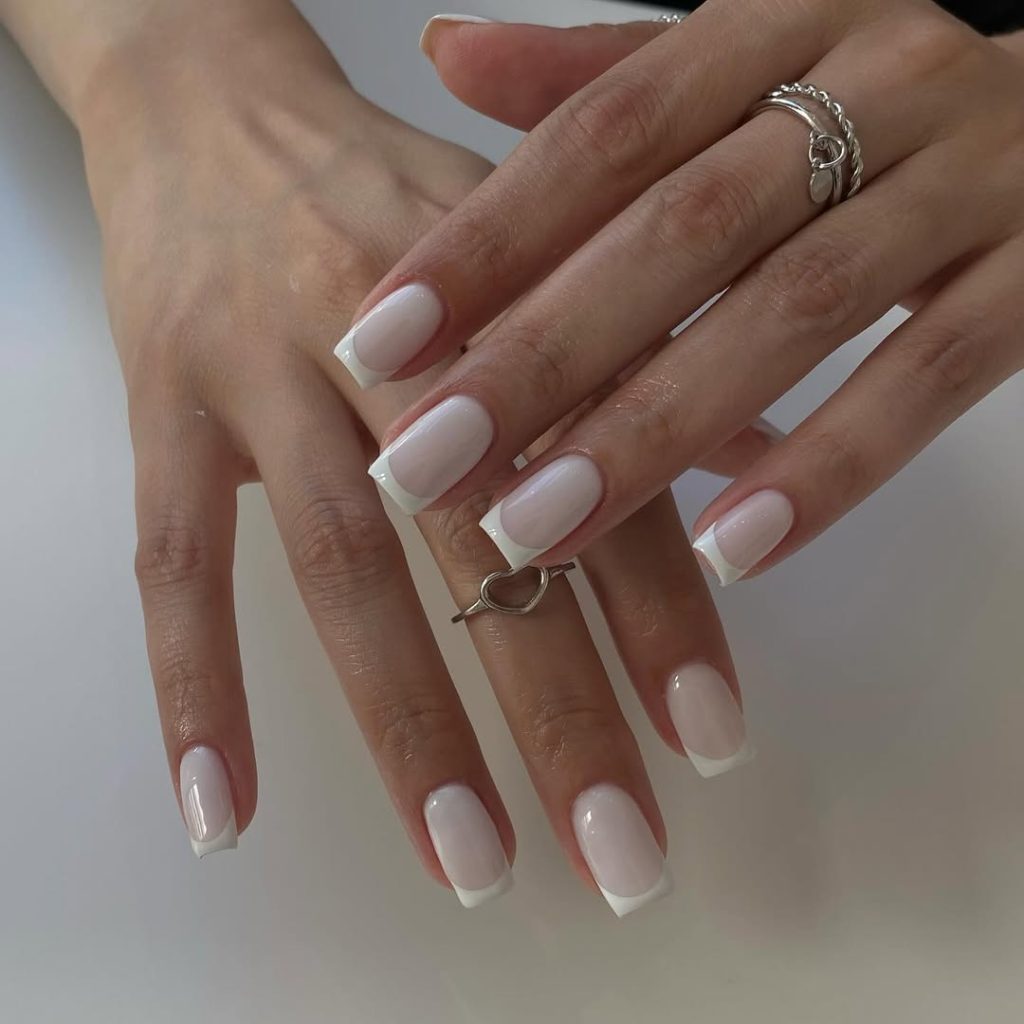 Classic French Manicure 