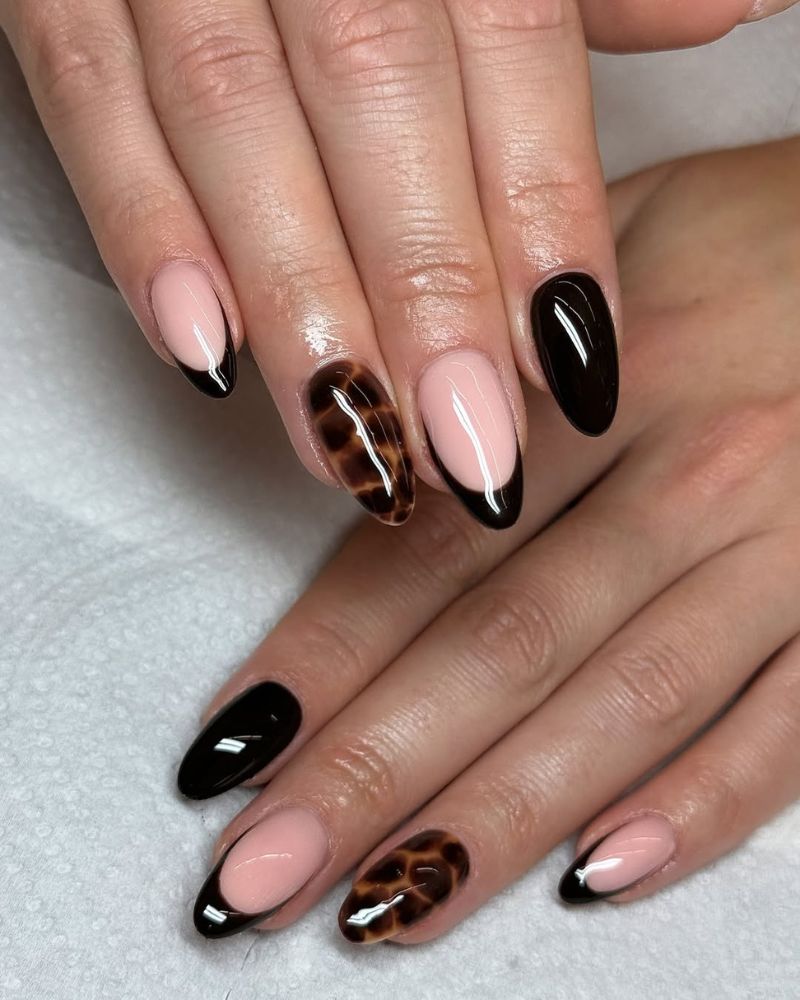 Glossy Black Tip Nails