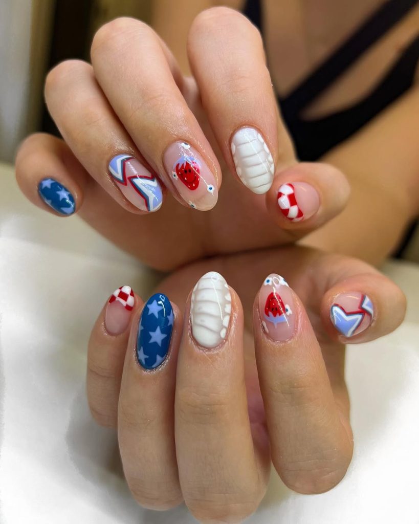 Bold Independence Nails

