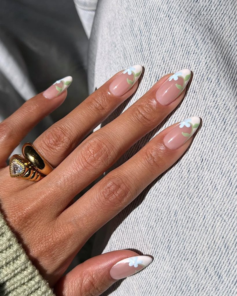 Glossy Shellac Nails

