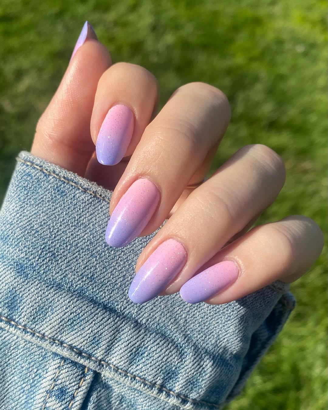 These Gradient Nails Are Mesmerizing to Watch