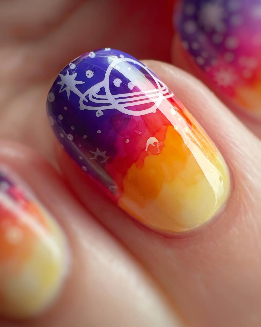Galaxy Nails That Shine Bright